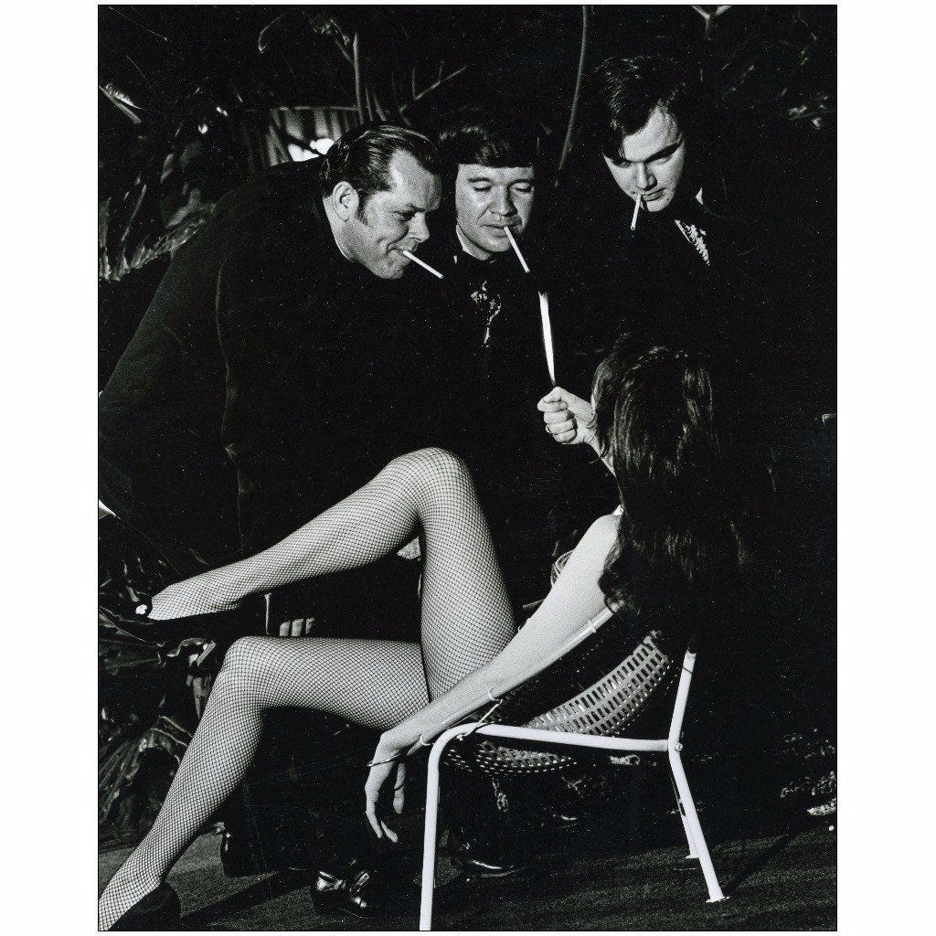 Vintage Pinup – The Tony Leonard Collection