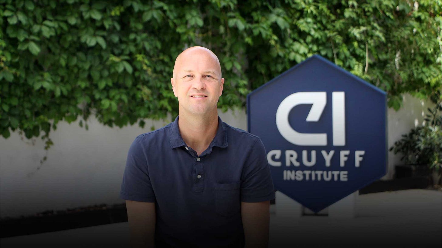 Jordi Cruijff: “Mijn vader stond erop dat ik naast het voetbal ook  studeerde”