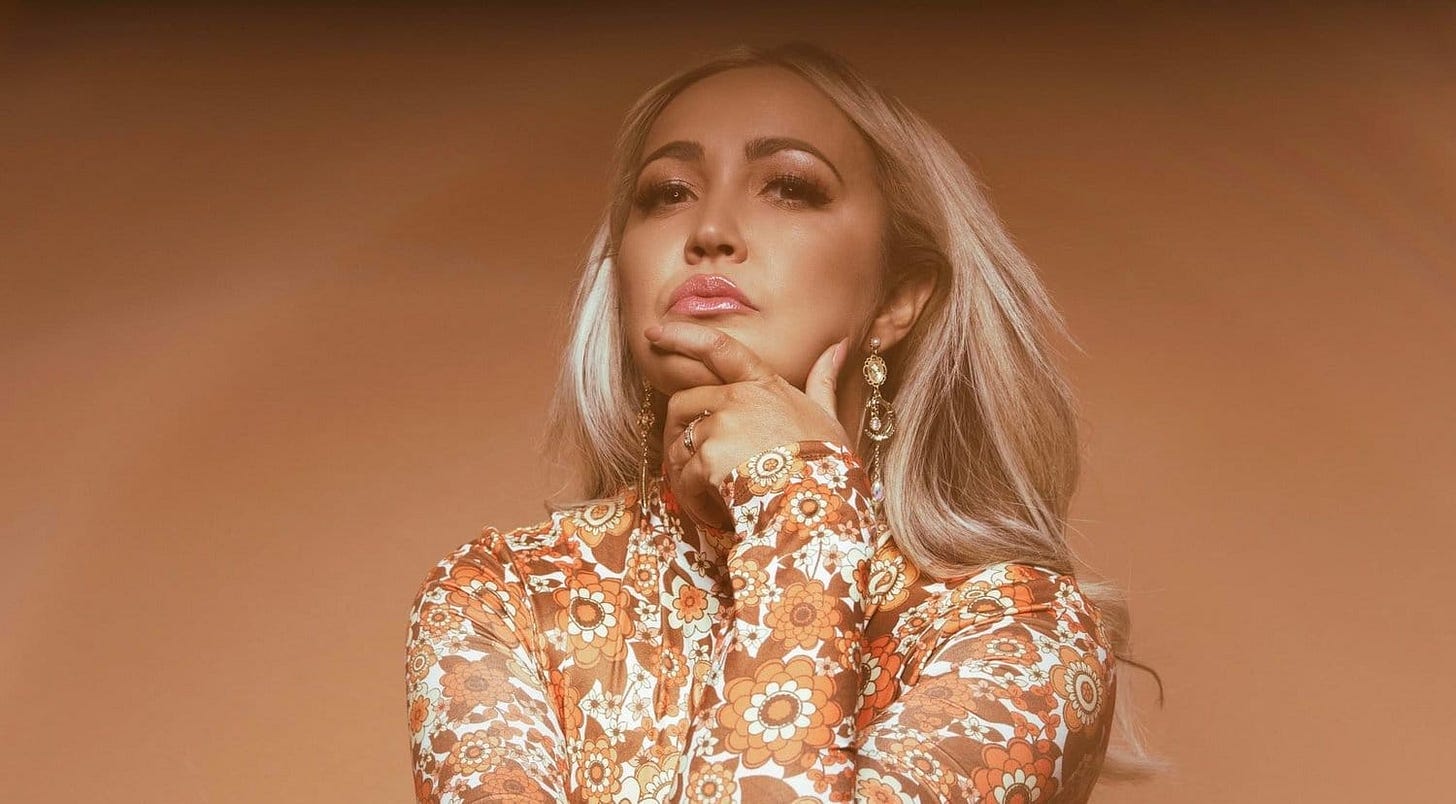 Meghan Linsey is My Cup of Tea