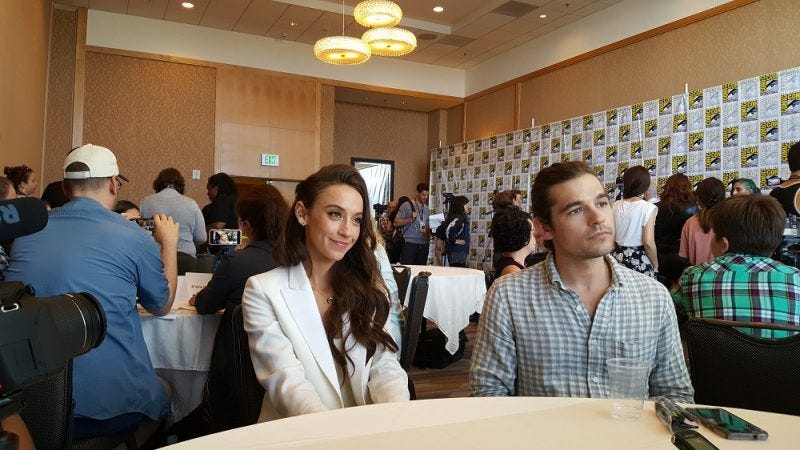 magicians stella maeve jason ralph movie tv tech geeks interview magicians stella maeve jason ralph movie tv tech geeks interview