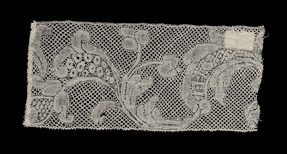 File:Unknown artist - Bobbin Lace Edging - 1936.150 - Cleveland Museum of Art.jpg