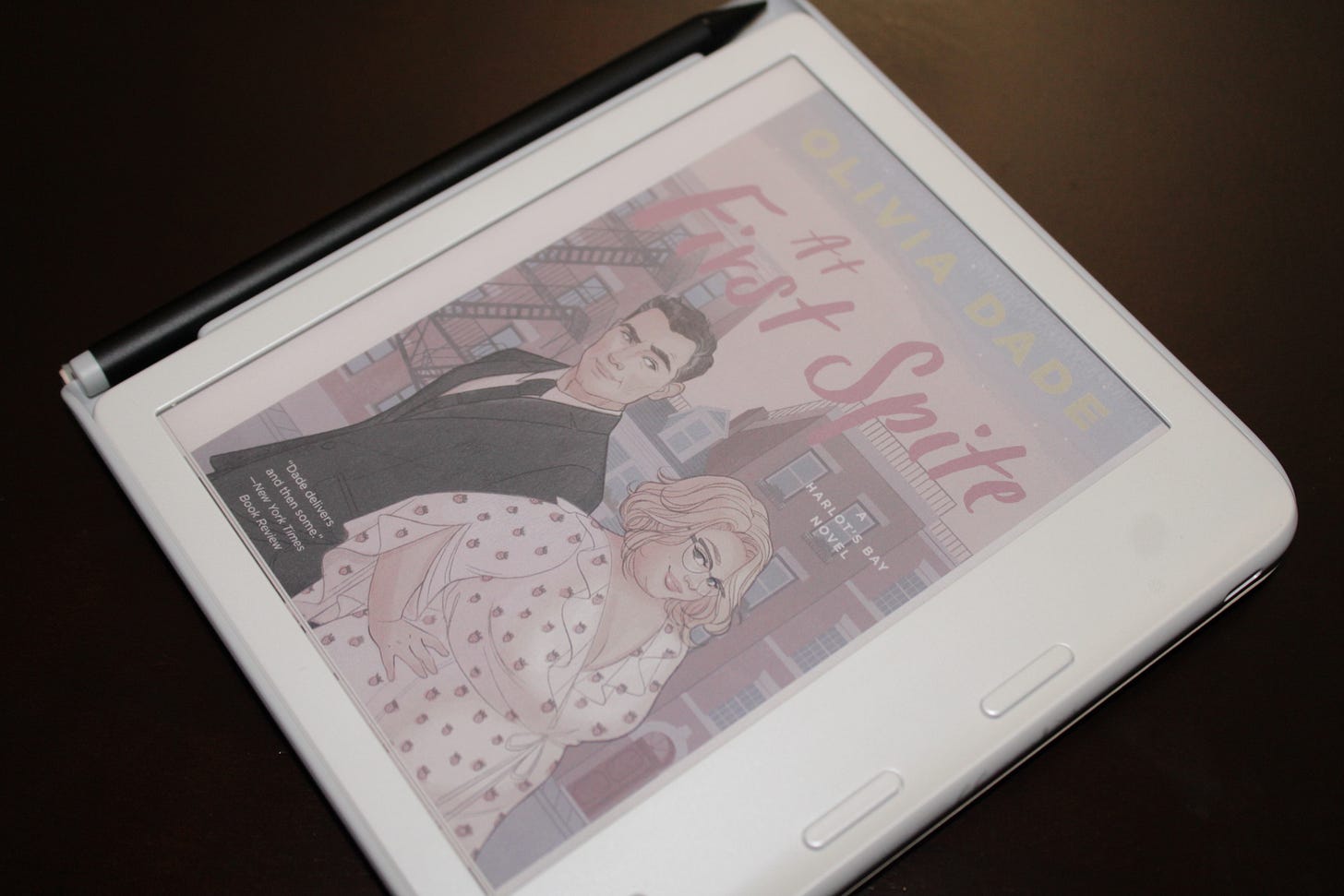 010: ✨E-READER REVIEW✨Kobo Libra Colour - by Peachy