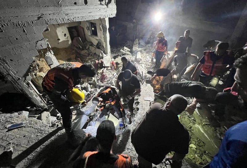 Searching beneath the rubble of Rafah | The Electronic Intifada