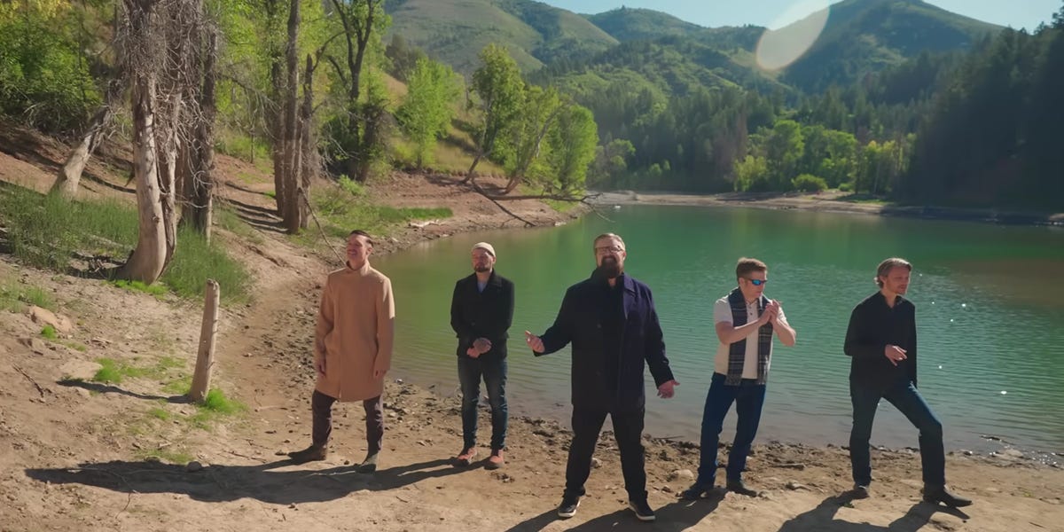 Home Free: “Hark! The Herald Angels Sing” Music Review