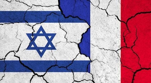 Photo flags of israel and france on cracked surface politics relationship concept
