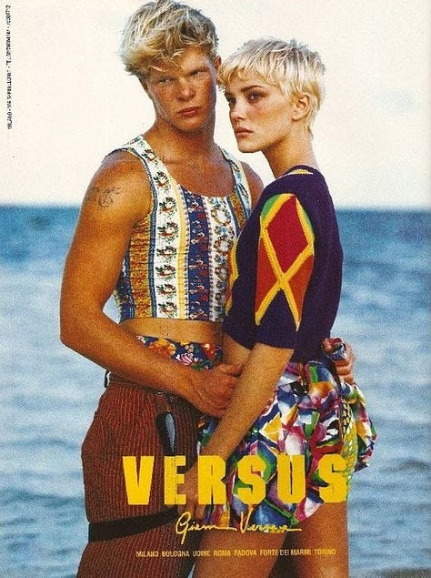 ジャンニヴェルサーチェ 1991AW ベスト ライオン The Best Vintage on eBay? Versace, Versus, the Bags, and More