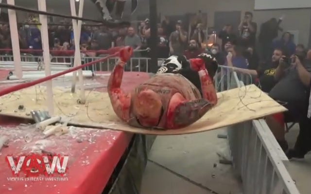 [Screenshot: Cannonball on wobbly board]