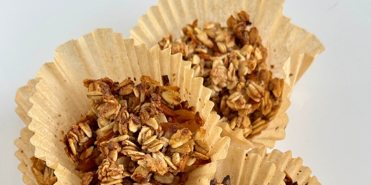 Carrot cake baked oatmeal breakfast bites