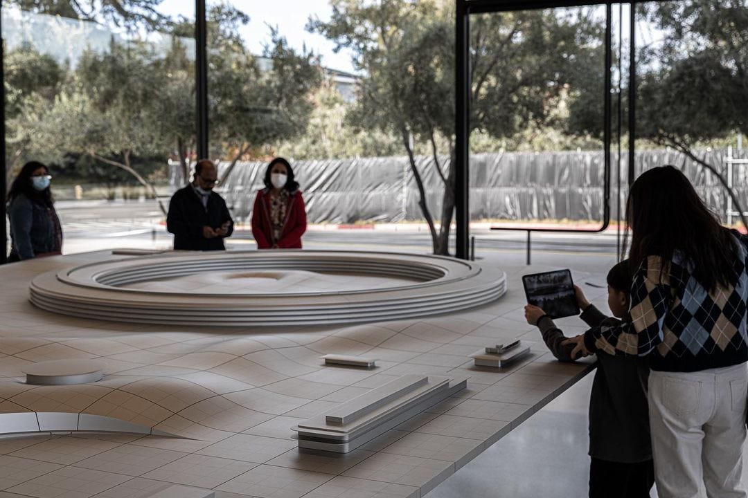 Apple Park Visitor Center Apple Park Visitor Center