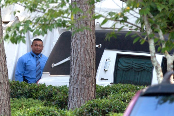 bobby kristina brown hearse 2015 bobby kristina brown hearse 2015