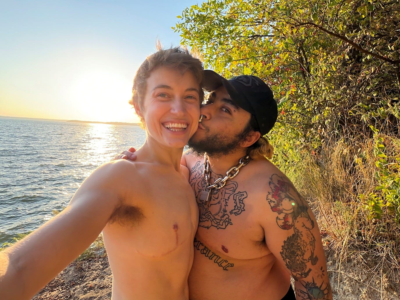 No photo description available.