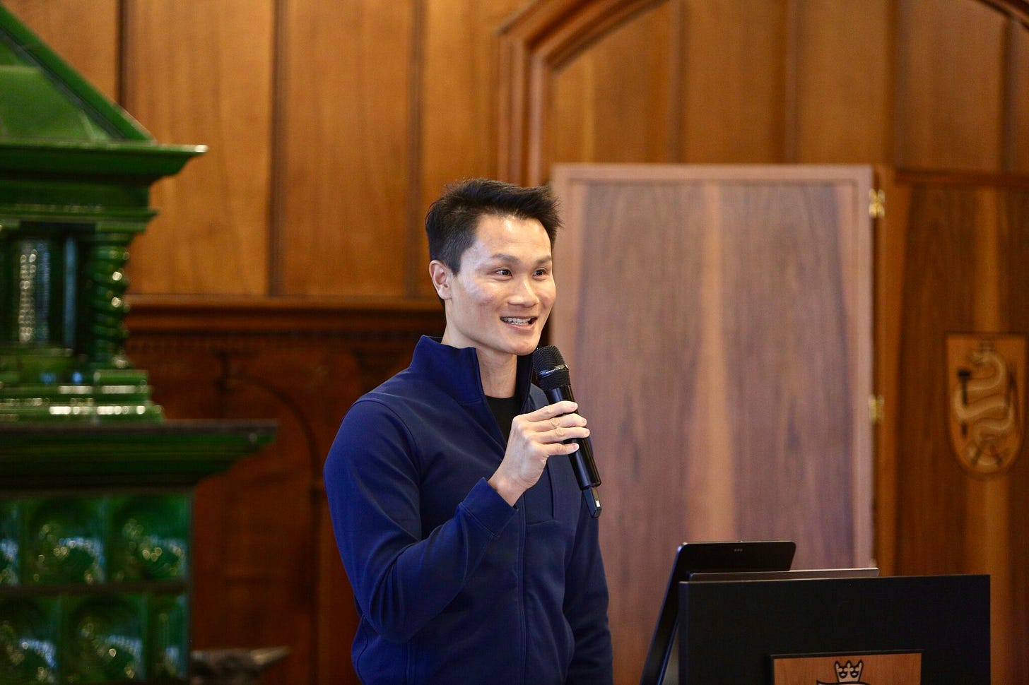 No alternative text description for this image