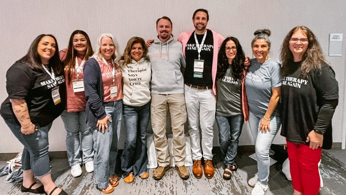 Can MAGA Be Therapists? Yes, Bitch &ndash; We Can