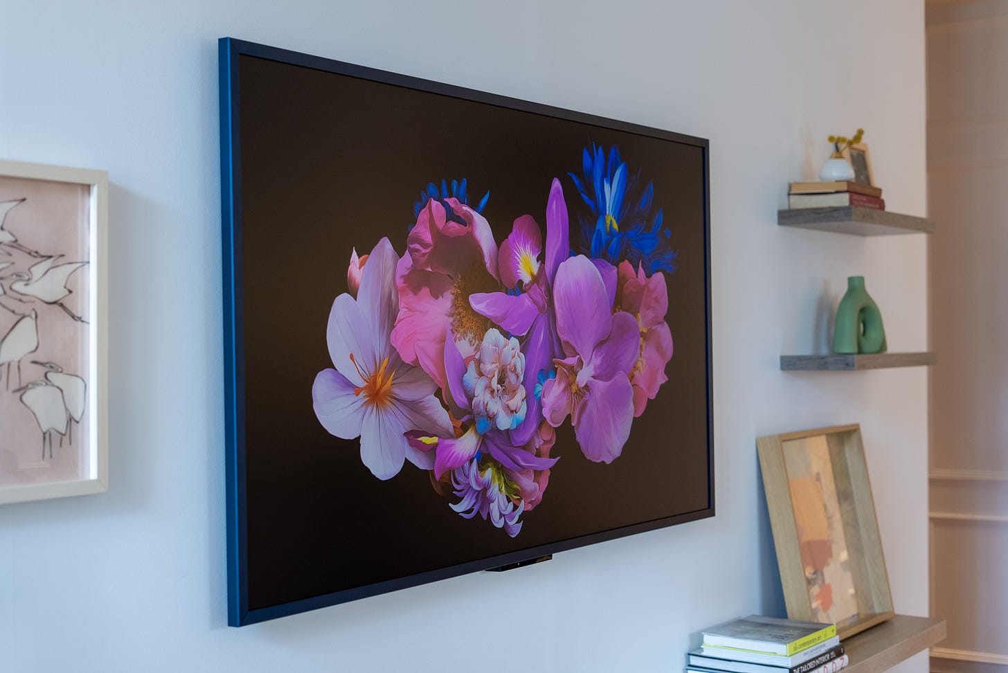 Amazon Ember Artline TV Amazon Ember Artline TV