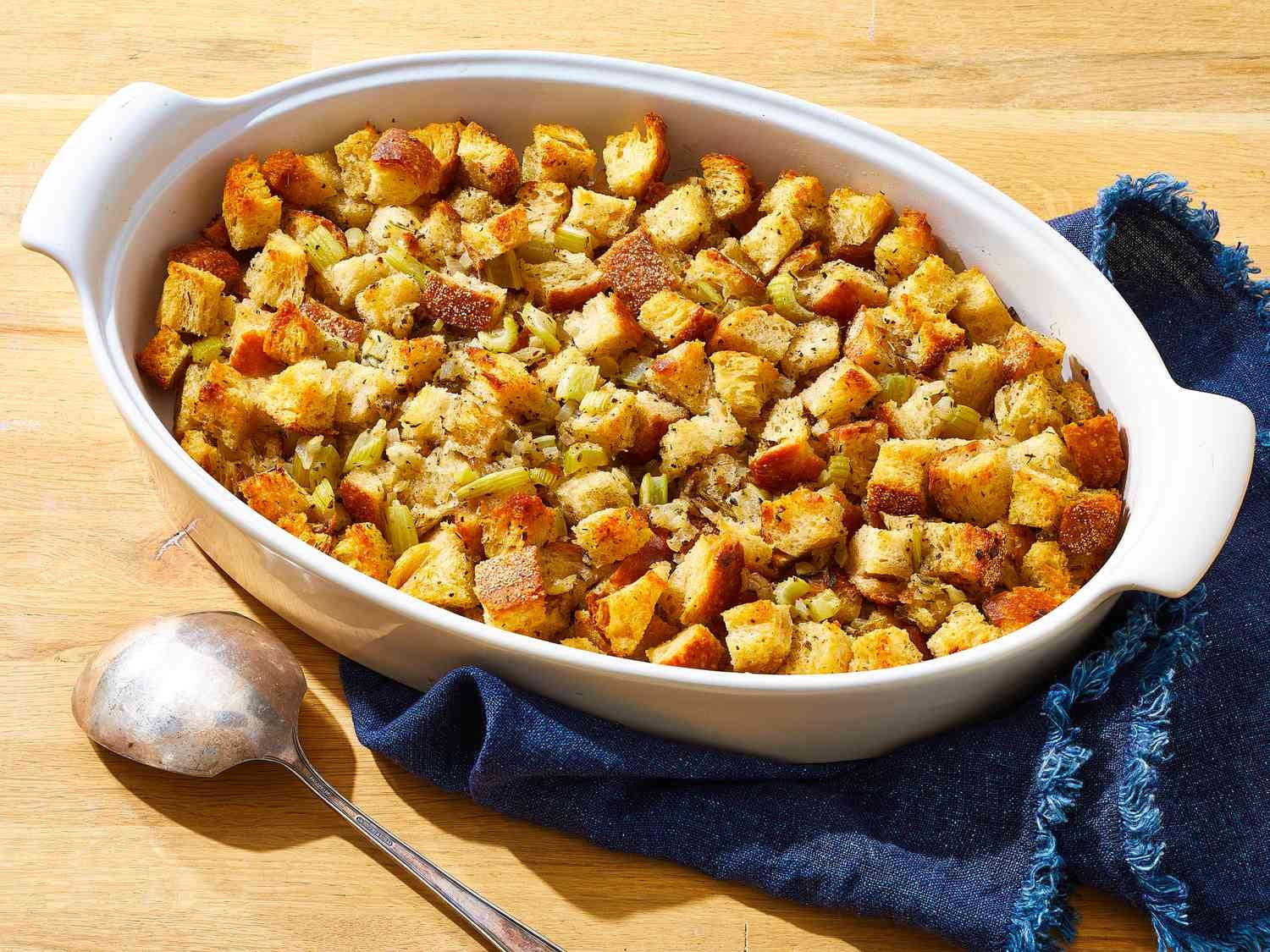 Stuffing VS Dressing - Learn Black American English with E.A. Noble.