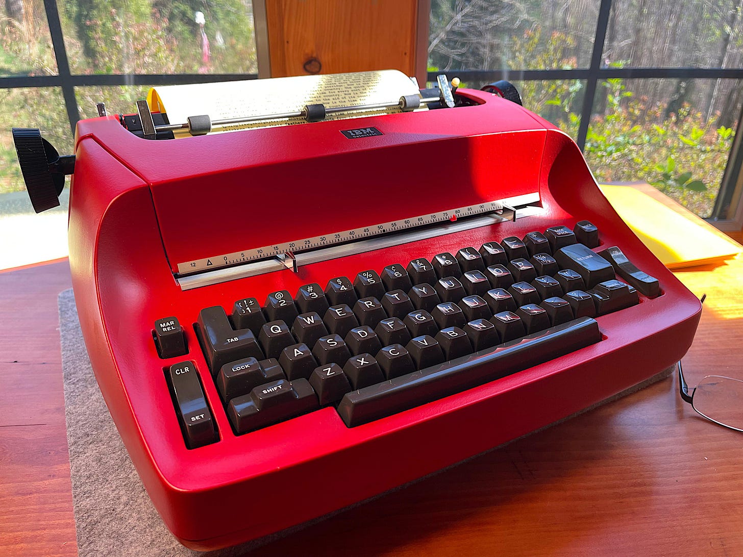 IBM Selectric I, 1974, professionally restored : r/typewriters IBM Selectric I, 1974, professionally restored : r/typewriters