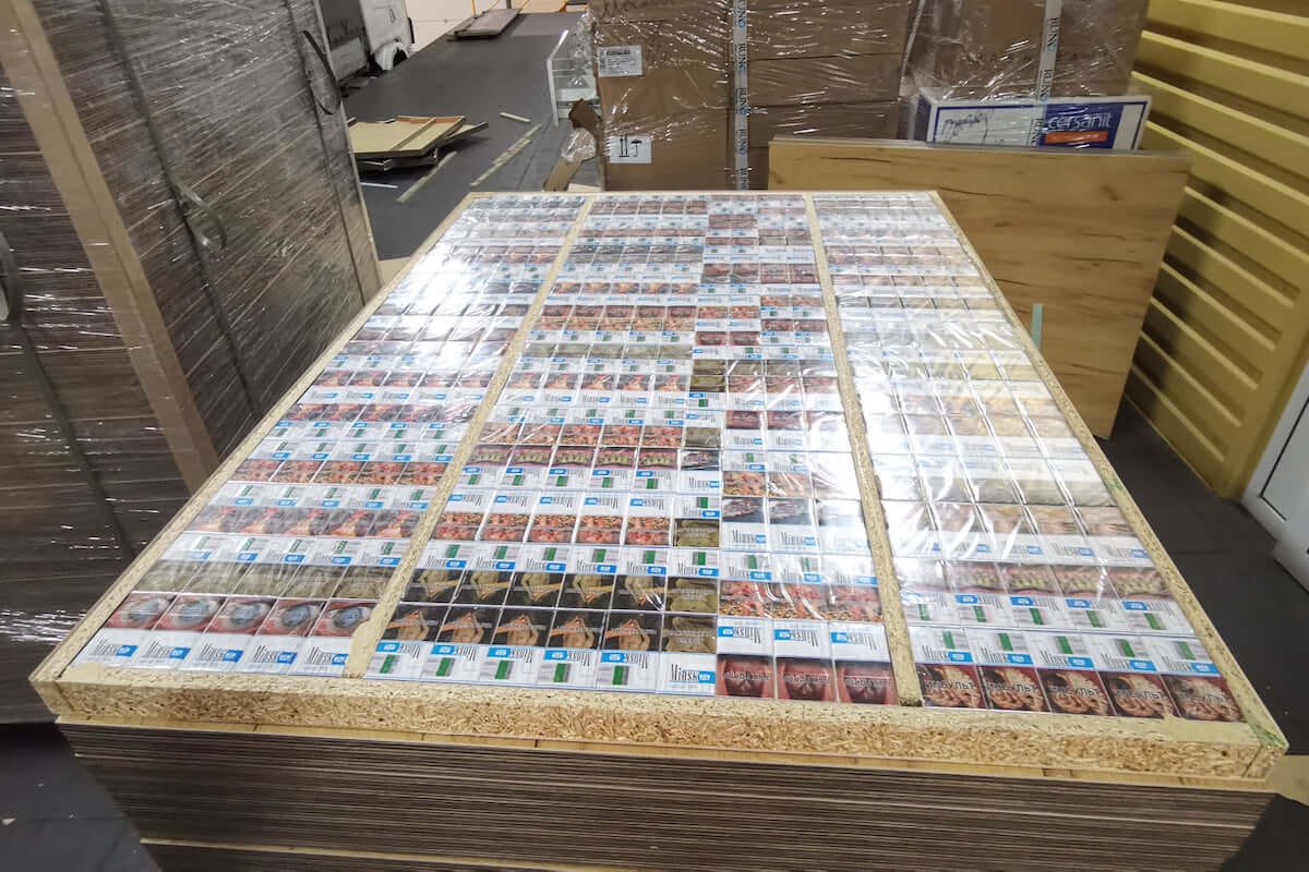 belarus tobacco Inside Belarus' Cigarette Contraband Network Causing a European Security  Crisis