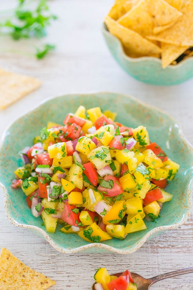  Pineapple Salsa in blue bowl