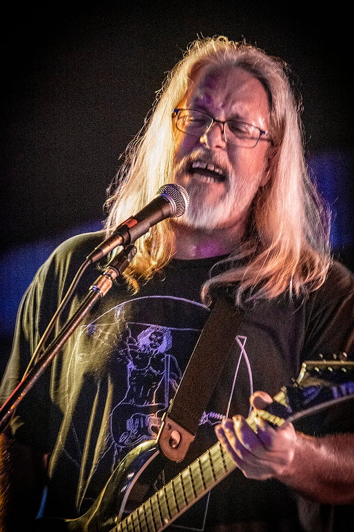 Hellen Bach / photos by Troy Larson