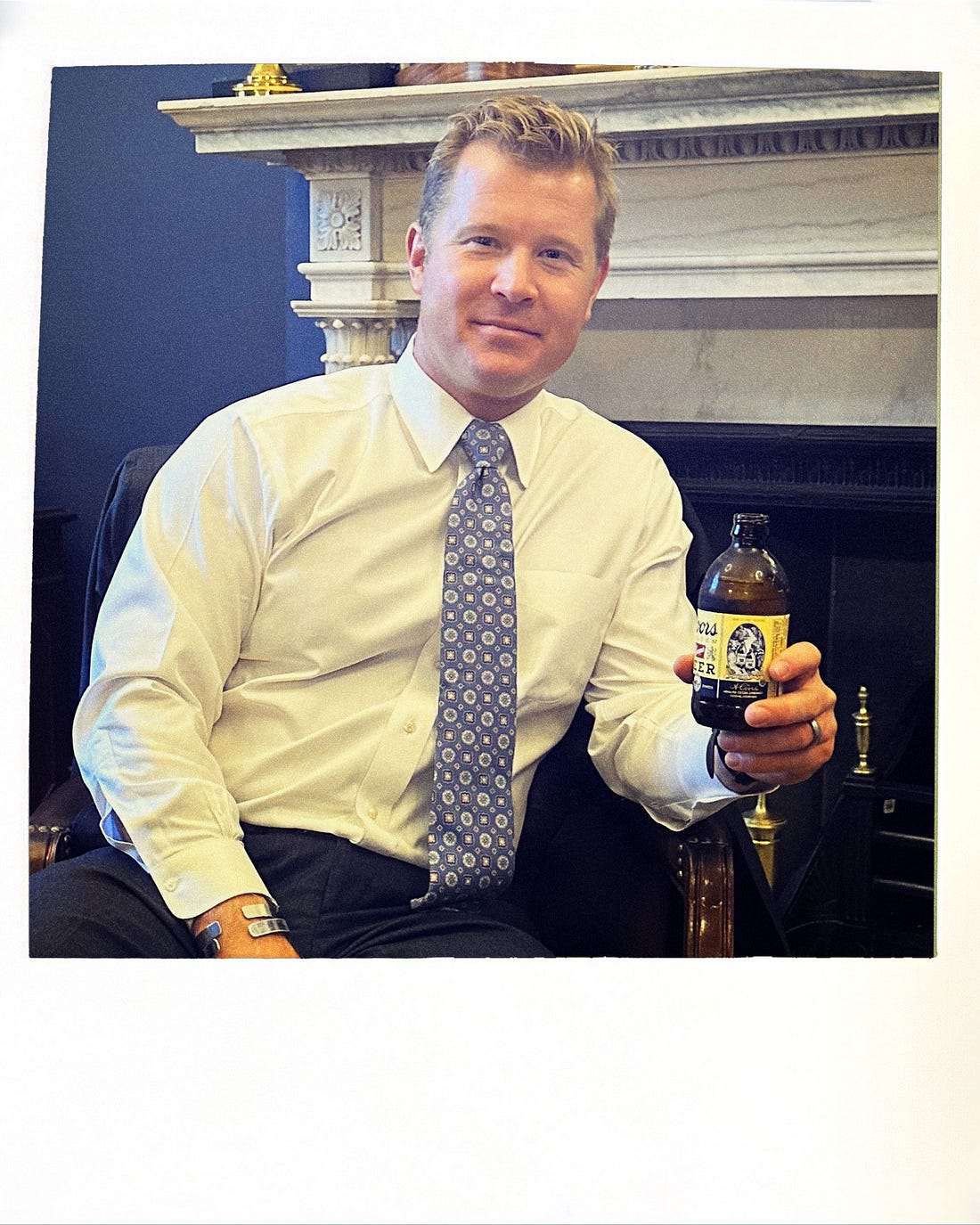 Two Drinks with . . . the Senator Warning Trump That Iran ‘Cannot Be Trusted’