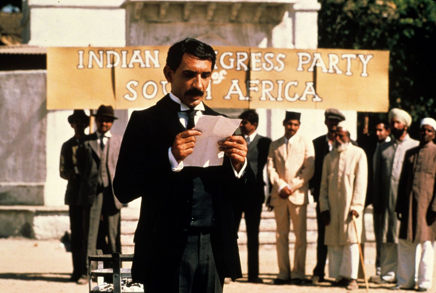 Gandhi (1982)