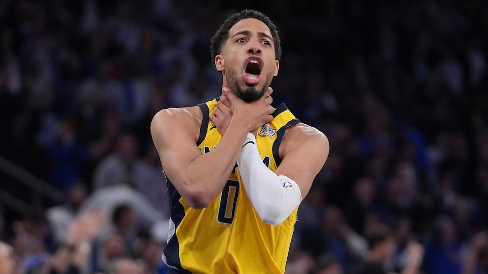 Choke! Haliburton brings back memory of Pacers' postseason past in front of  Reggie Miller - ABC News