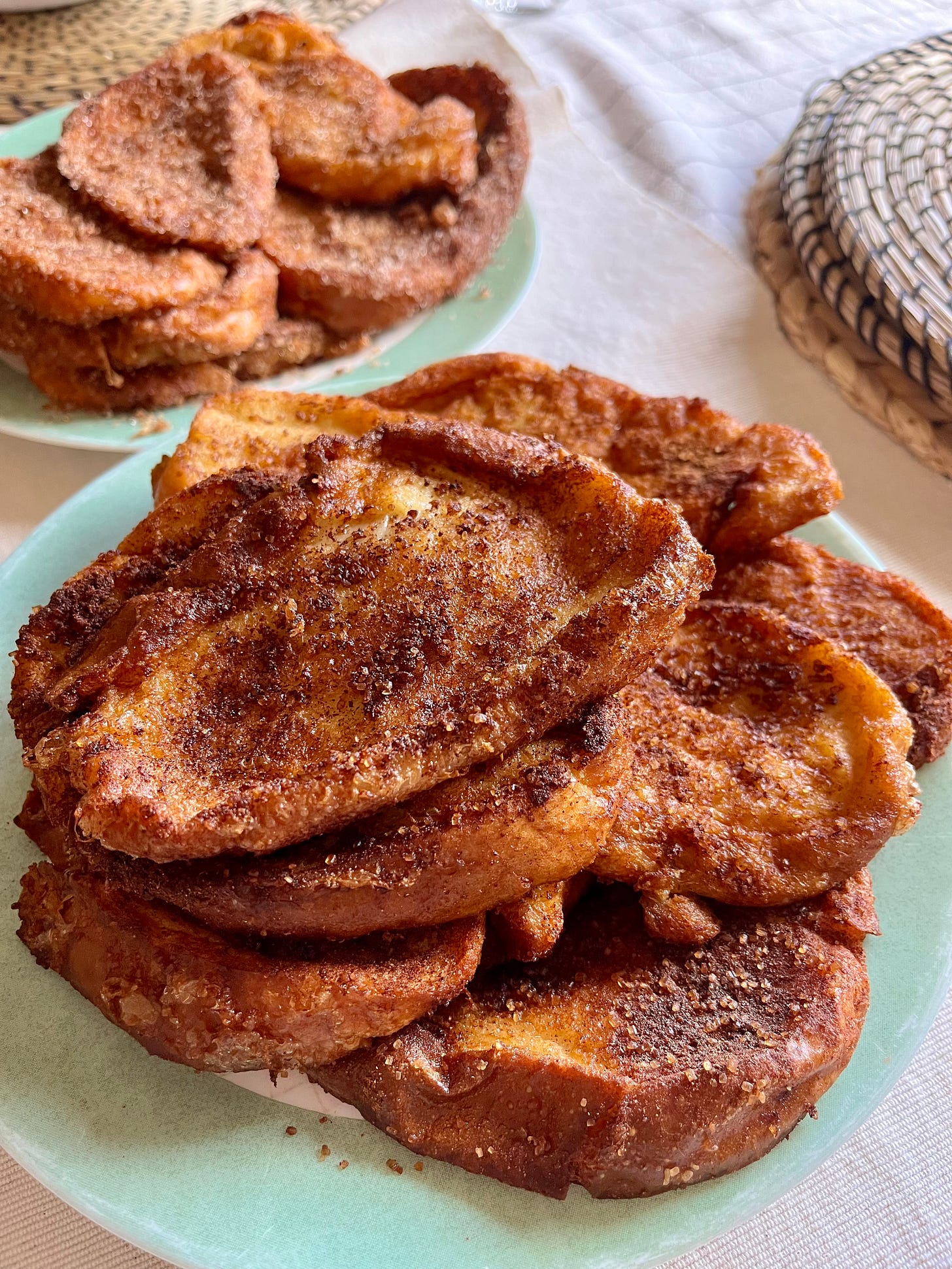 A plate of Spanish torrijas