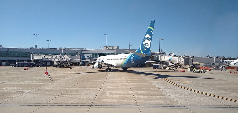 File:N453AS Alaska Airlines at SAN.jpg
