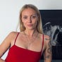 Connie Hollyer's avatar
