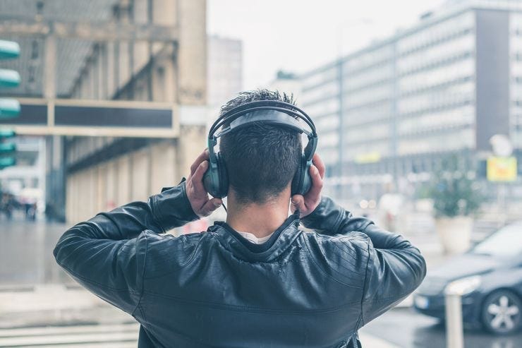 People are still pirating music 2018