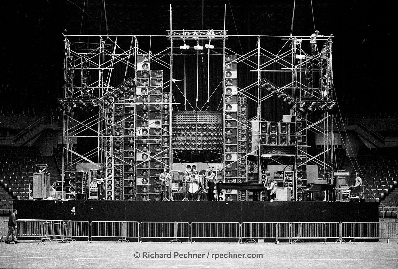 Grateful Dead Wall of Sound powered by McIntosh amplifiers Grateful Dead Wall of Sound powered by McIntosh amplifiers