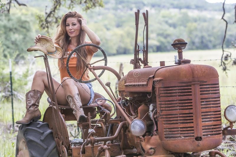 new link Antique Tractors, Vintage Tractors, Vintage Farm, Country ...