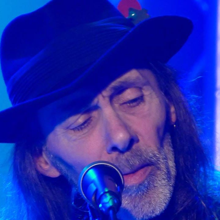 Captain Cat's Chat - By Alex Oliver