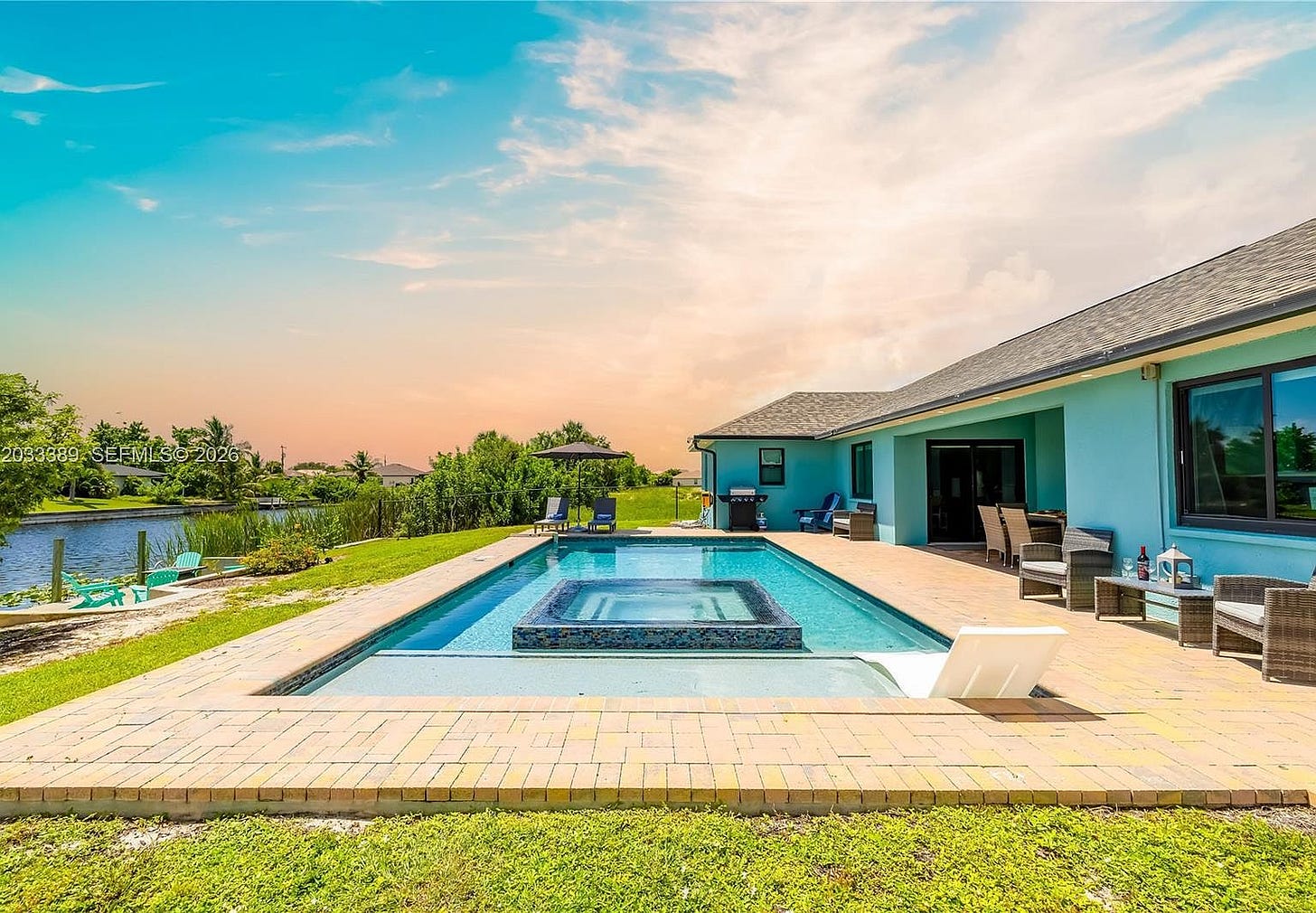 Furnished Airbnb property listing