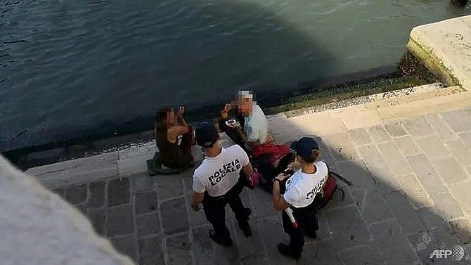 venice coffee costs rule breaking german tourists 950 venice coffee costs rule breaking german tourists 950