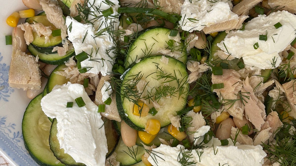 What I’m Cooking When It’s Too Hot To Cook - Tuna, Courgette & White Bean Salad