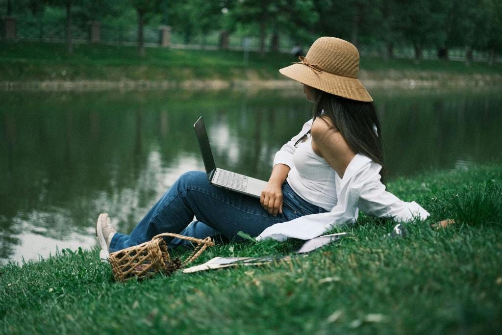 Soulful Work Under the Sun - Creative Flow in Midlife