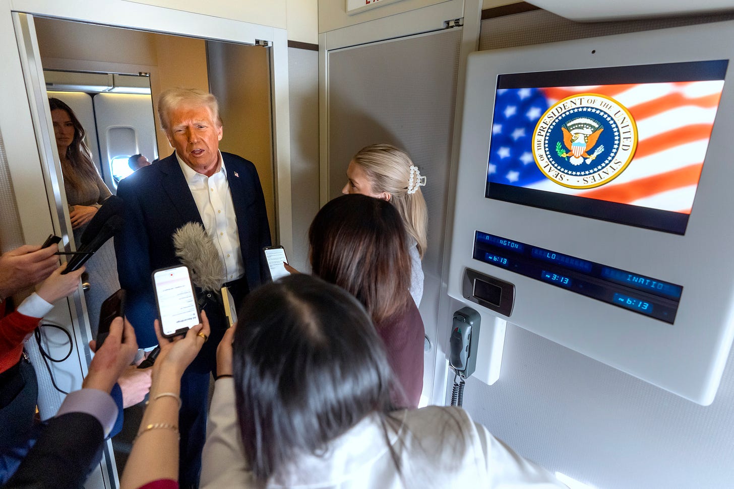 Trump's Q&A on Air Force One goes from the plane's color to TikTok and  Canada : NPR