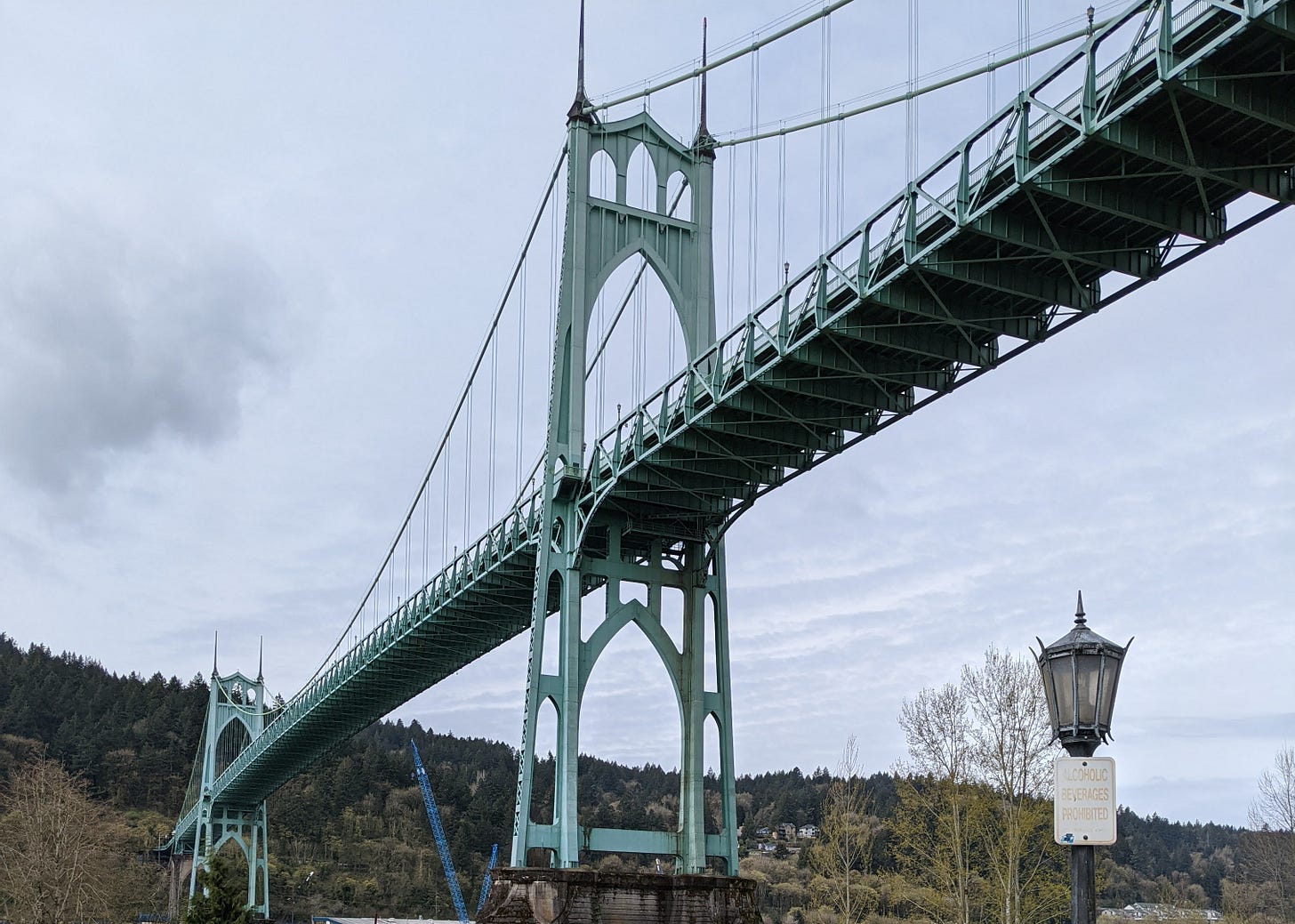 St John's Bridge in Portland, Oregon on a cloudy day