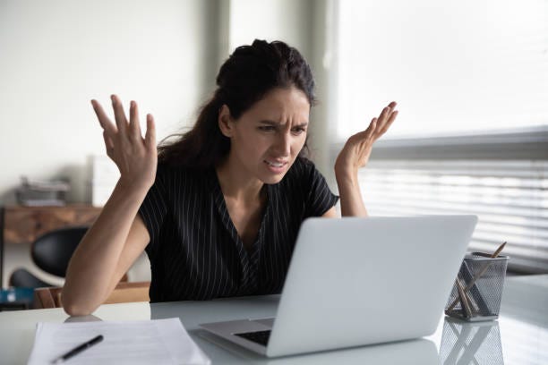 78,300+ Angry Computer Stock Photos, Pictures & Royalty-Free Images -  iStock | Man angry computer, Woman angry computer, Angry computer woman