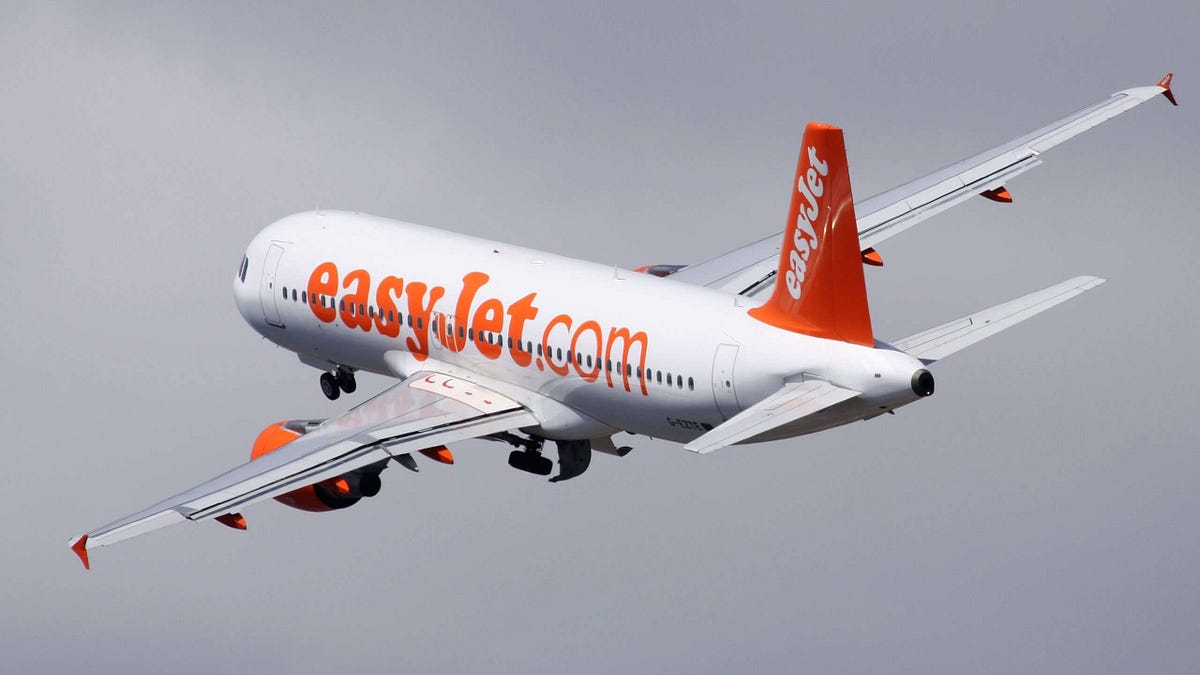 10-person passenger brawl sends EasyJet flight back to airport