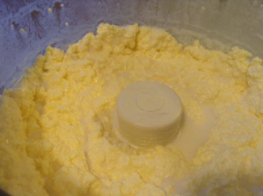 how to make butter - real butter from raw milk :) how to make butter - real butter from raw milk :)