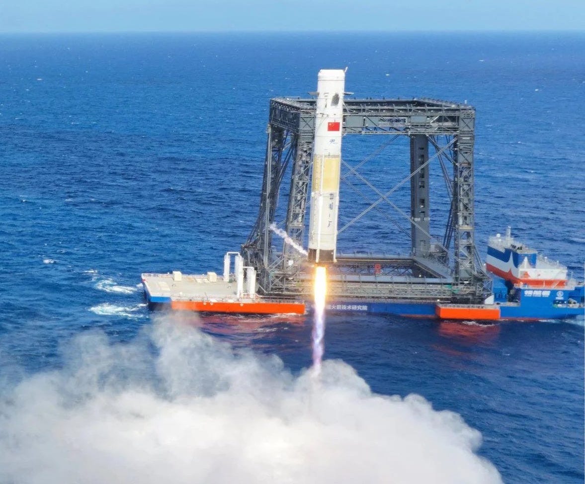 The Long March 10A test booster hovering above the South China Sea next to ‘Linghangzhe’ before splashing down on February 11th 2026.