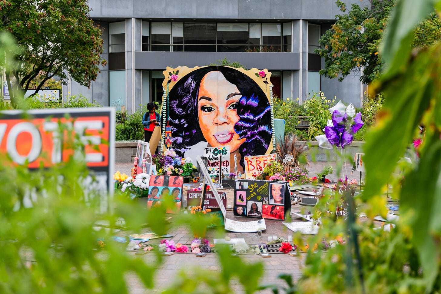 What To Know About Breonna Taylor's Death - The New York Times