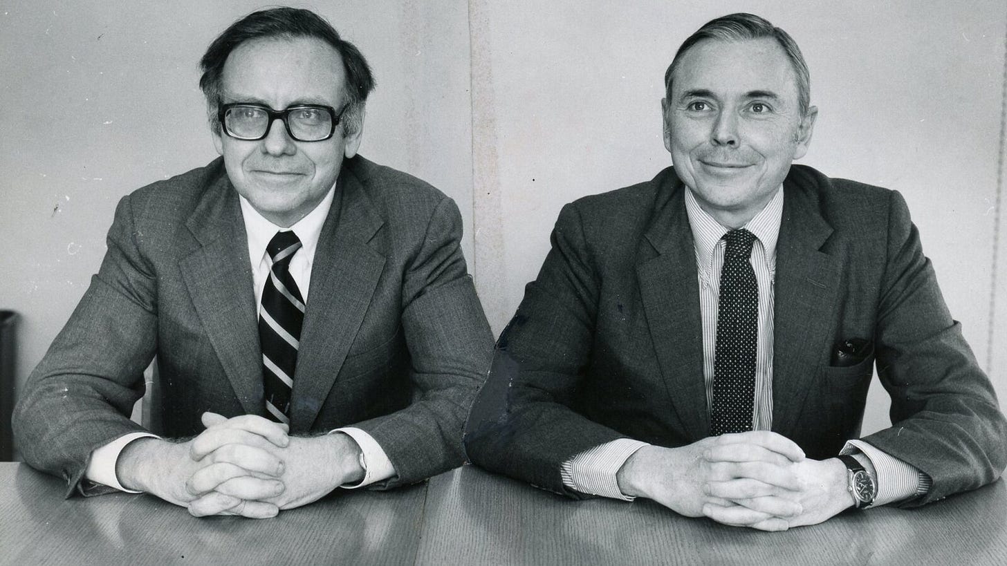 Charles T. Munger, Warren Buffett's One-of-a-Kind No. 2, Dies at 99 ...