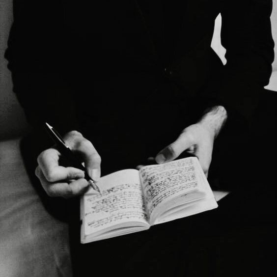 A Pinterest pin added by alinamerlinn on Jan 20, 2024. The author is Alina Alina. May present: gesture, style, black-and-white, black, hand.
