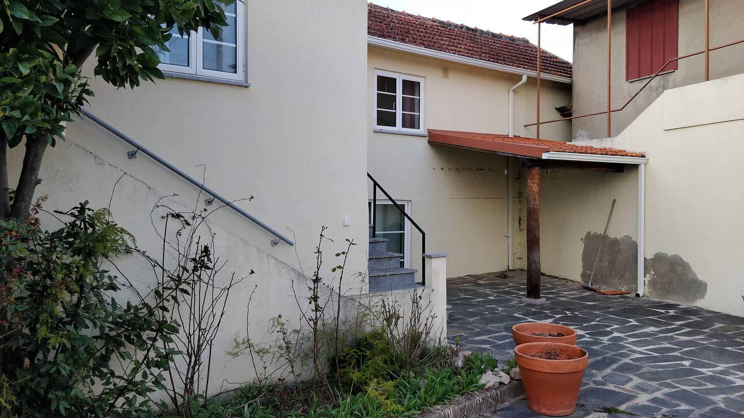 Photo of Portuguese house