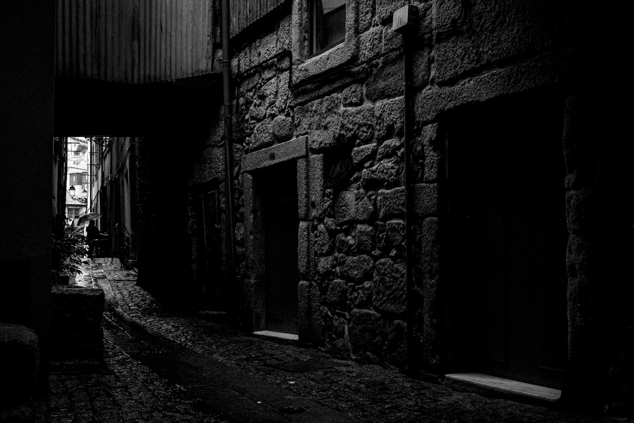 black and white view of an alley in Porto, Portugal