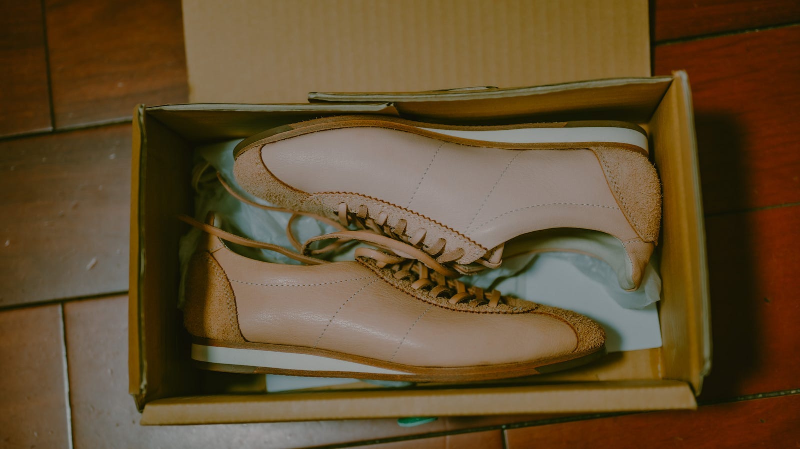 Hender Scheme | Handmade Natural Vegetable-Tanned Leather Casual 