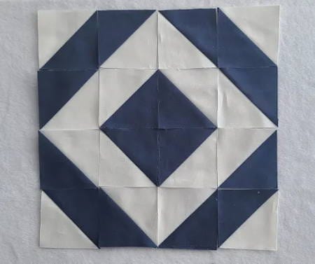 Half-Square Triangle Layout - Diamond Outline Half-Square Triangle Layout - Diamond Outline